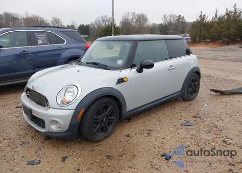 2012 Mini Cooper из США, поврежденный, VIN WMWSU3C57CT541262